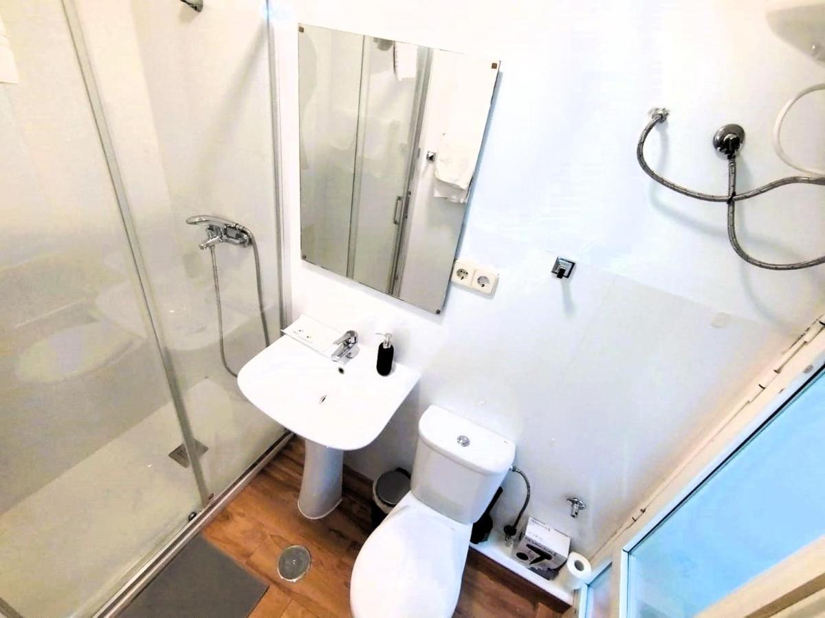 Puerta Del Sol - Apartamento Para 6 Madrid Bagian luar foto