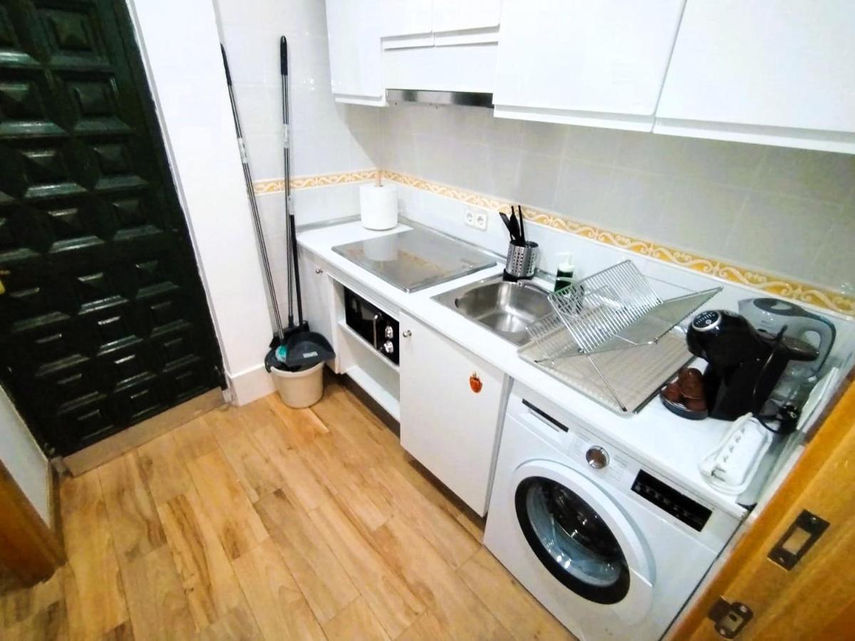 Puerta Del Sol - Apartamento Para 6 Madrid Bagian luar foto